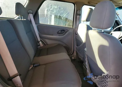 2002 Ford Escape Xlt из США, поврежденный, VIN 1FMYU04132KD87589